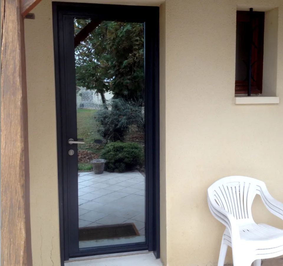 Fenêtre sur mesure à Angoulême